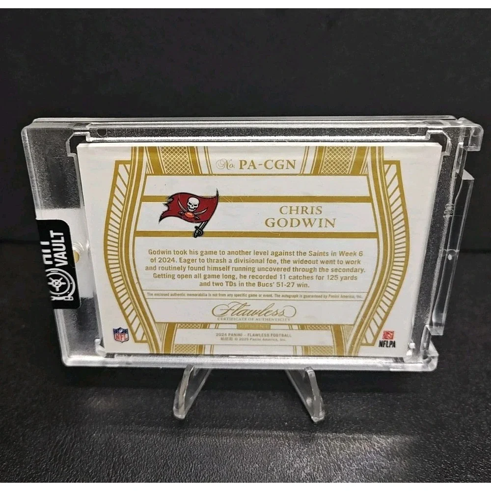 2024 Panini Flawless Chris Godwin Patch Auto /25 PA-CGN Buccaneers NFL Card